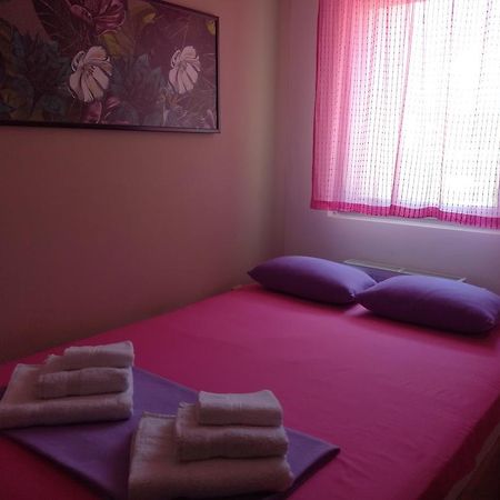 Naissa Apartment Ni Buitenkant foto