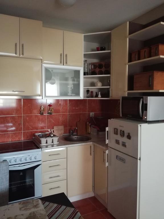 Naissa Apartment Ni Buitenkant foto