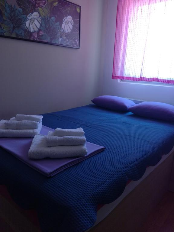 Naissa Apartment Ni Buitenkant foto